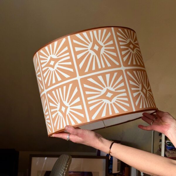Sunburst Pattern Drum Lampshade Brown Trim